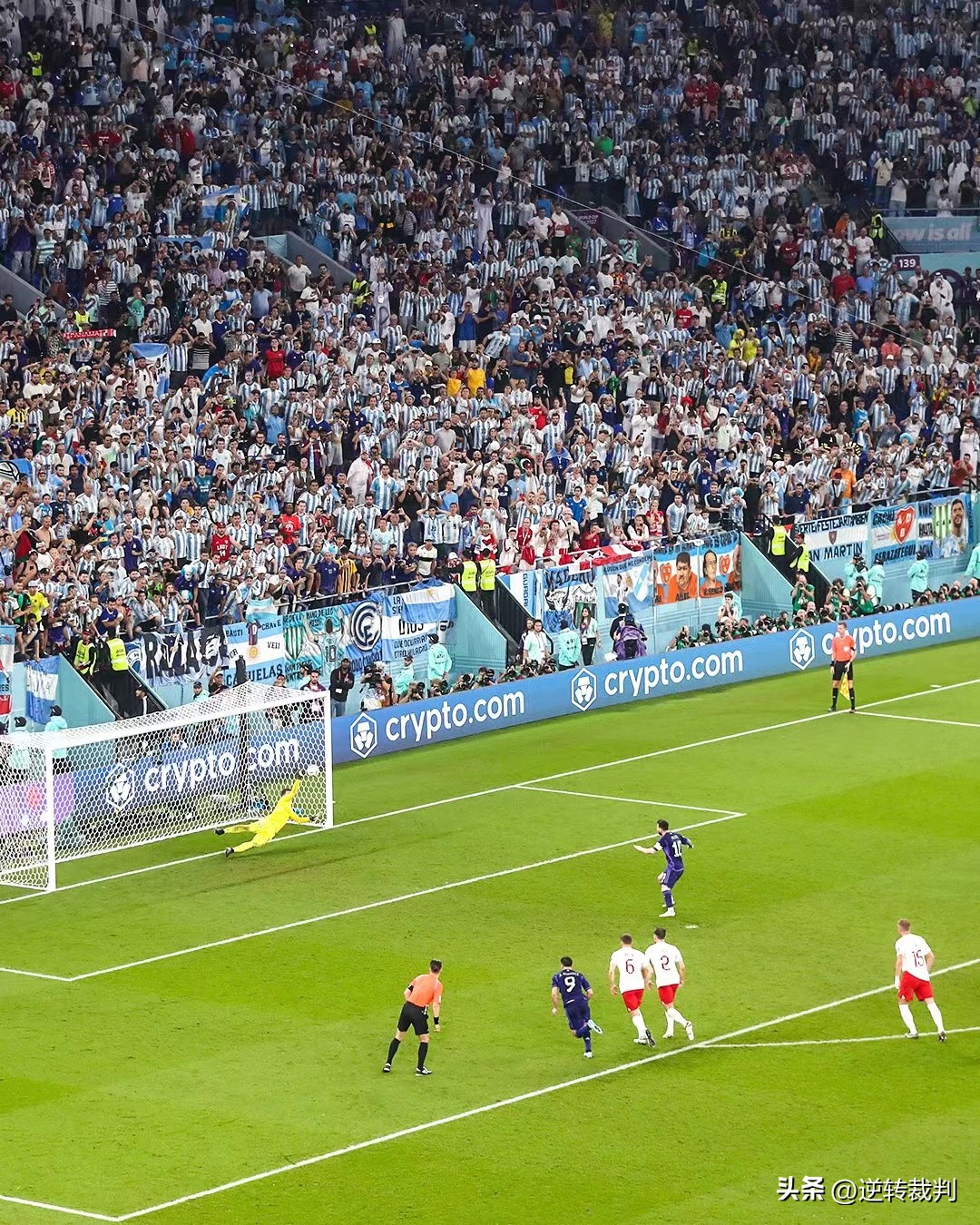 普通人踢点球,点球怎样踢才算犯规