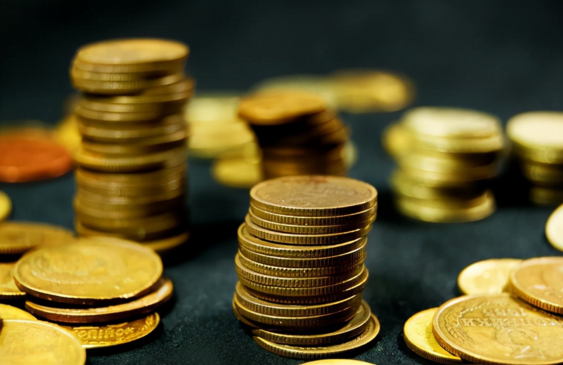 存一百万进余额宝能靠利息生活吗,余额宝放28万利息多少