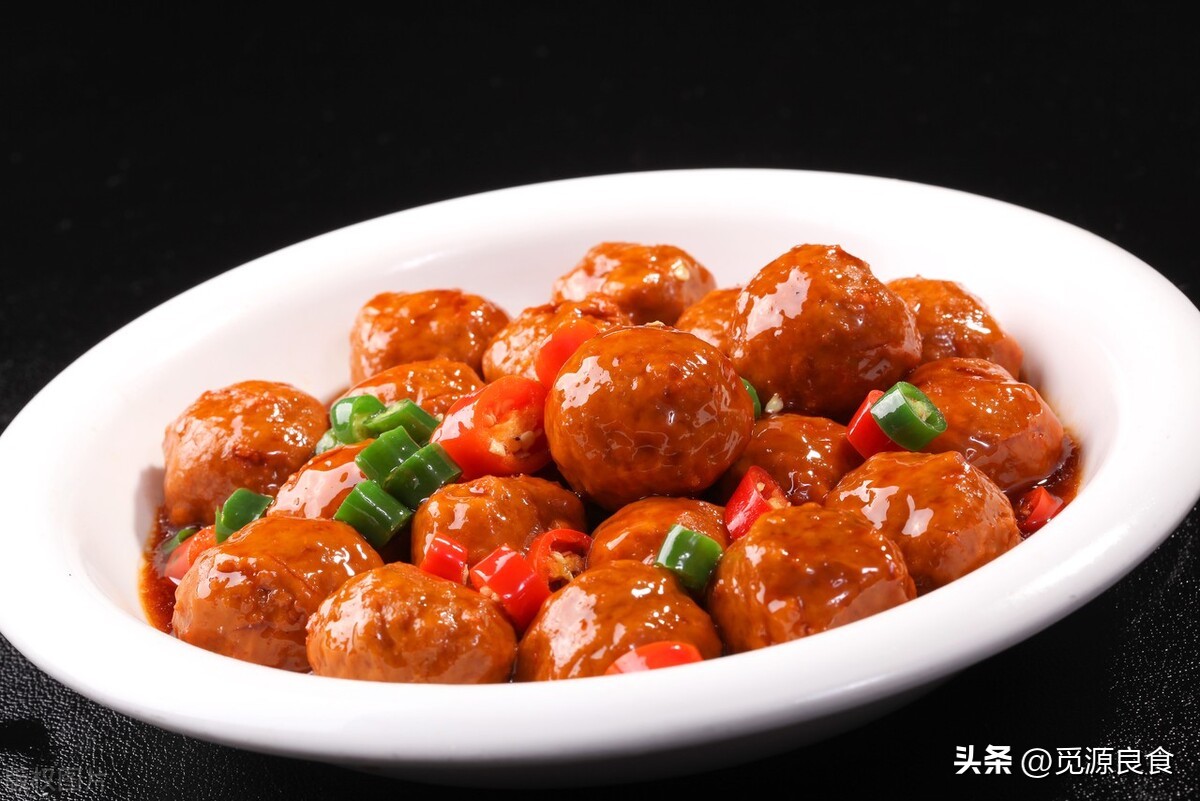 丸子的做法肉丸子有弹性,肉丸子如何调制又嫩又滑