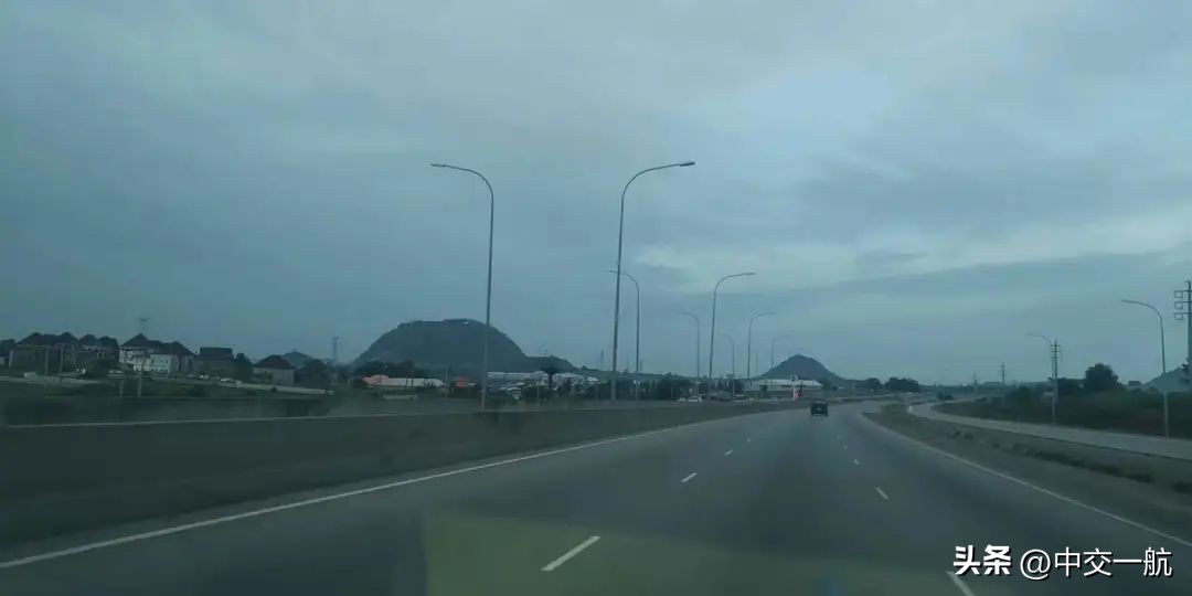 海外街头风景视频,尼日利亚凯菲至马库尔公路