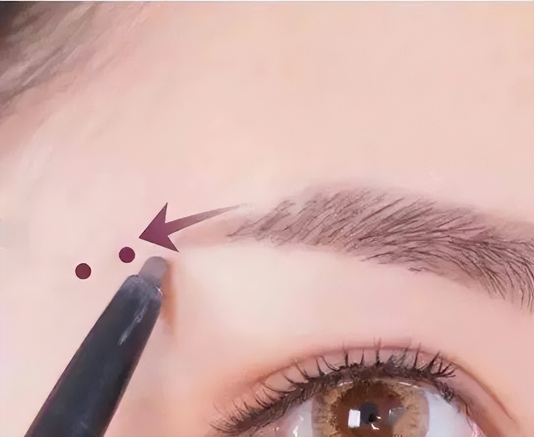 新手如何化妆自然不卡粉,新手如何化妆出无瑕零毛孔的皮肤