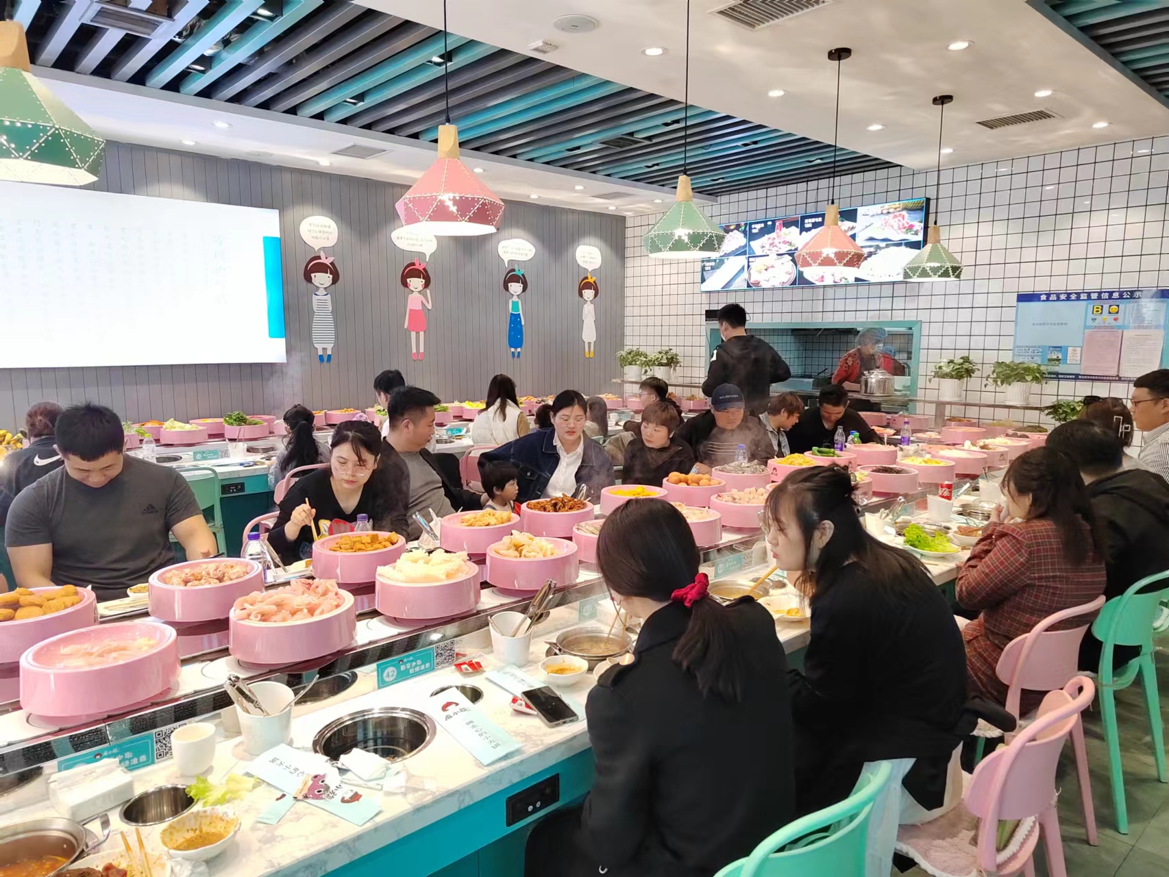 旋转火锅店抖音宣传技巧