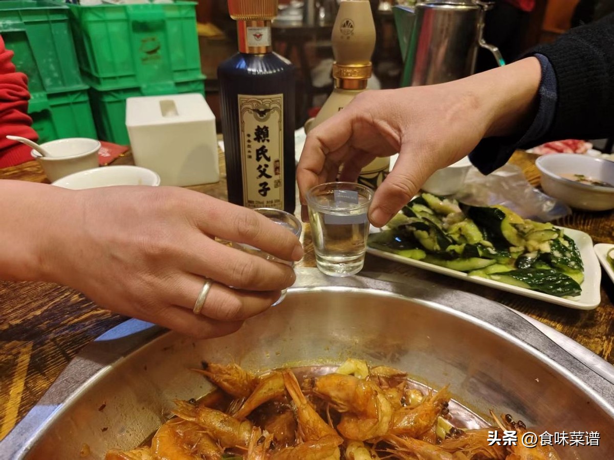 飞天茅台在日本卖多少钱,日本茅台53度飞天多少钱一瓶