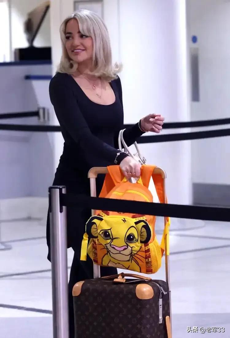 英格兰队球员与太太团见面,卡塔尔英格兰太太团