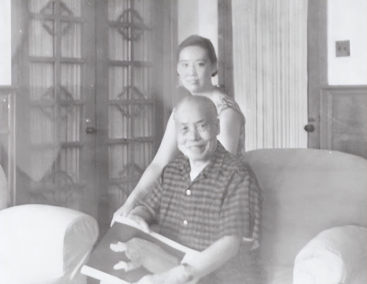 李宗仁得知，毛主席用12万美元买下他的假货后，为何连呼：识货