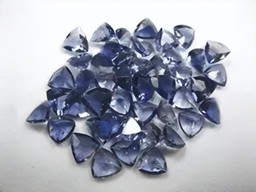 10种最漂亮的宝石,大自然中天然的蓝色宝石