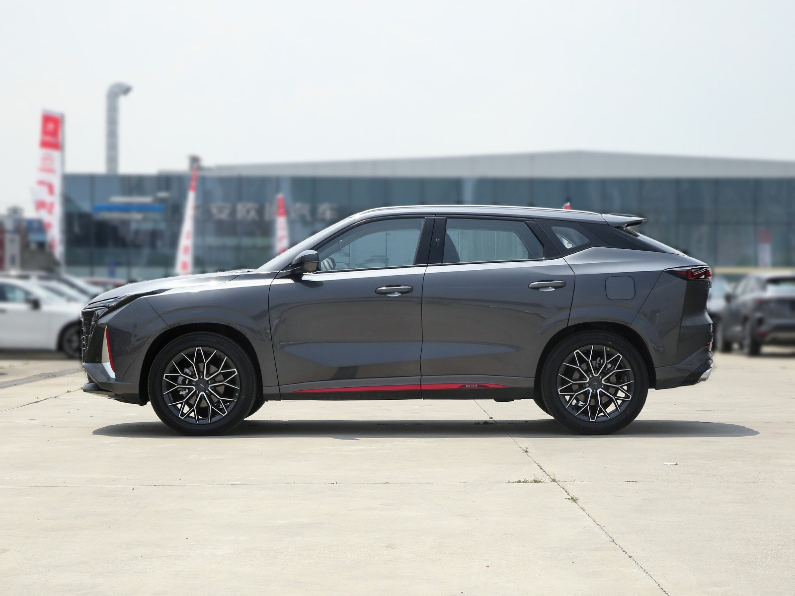 长安和大众suv哪一个好,长安cs55plus对比丰田锋兰达