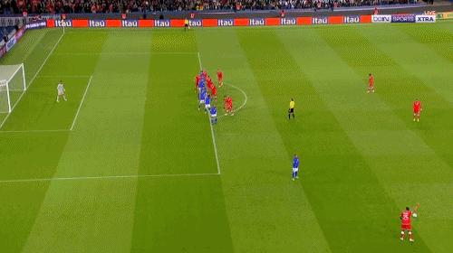 足球比赛内马尔vs梅西,西班牙vs巴西友谊赛内马尔