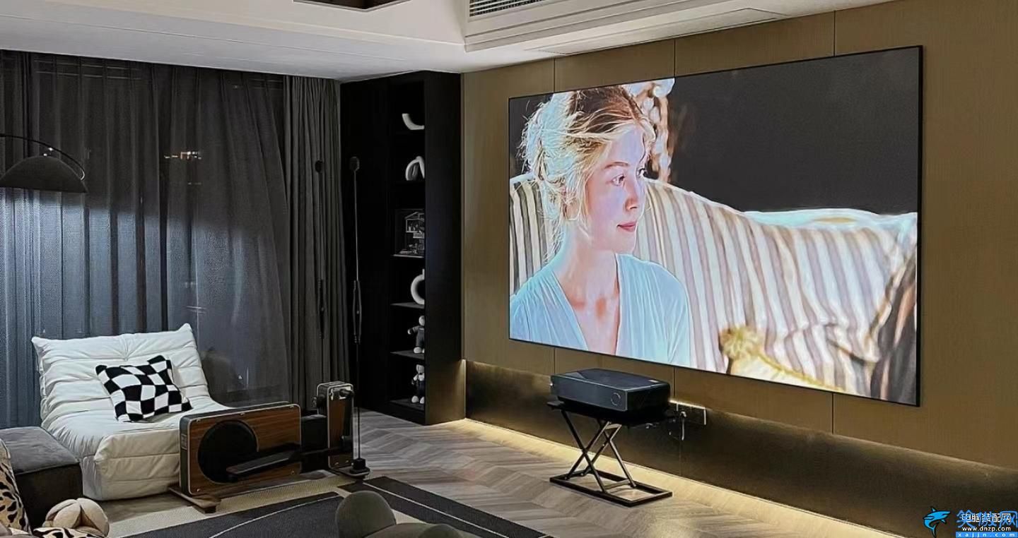 激光电视怎么选,激光电视选什么幕布