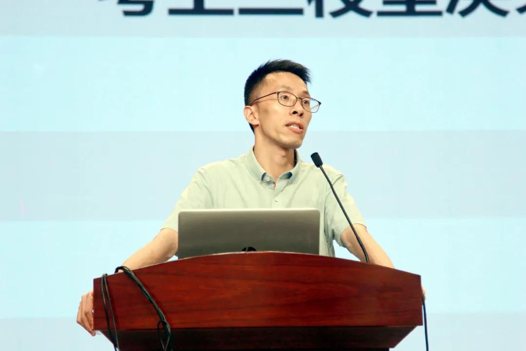 一线教师怎么做,一线老师怎样才能幸福