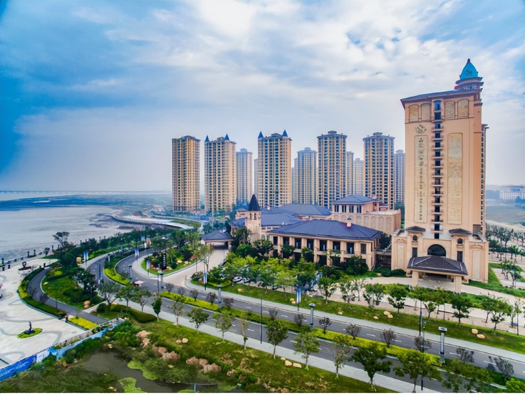 青岛星河湾阳台装修,青岛星河湾900平米户型