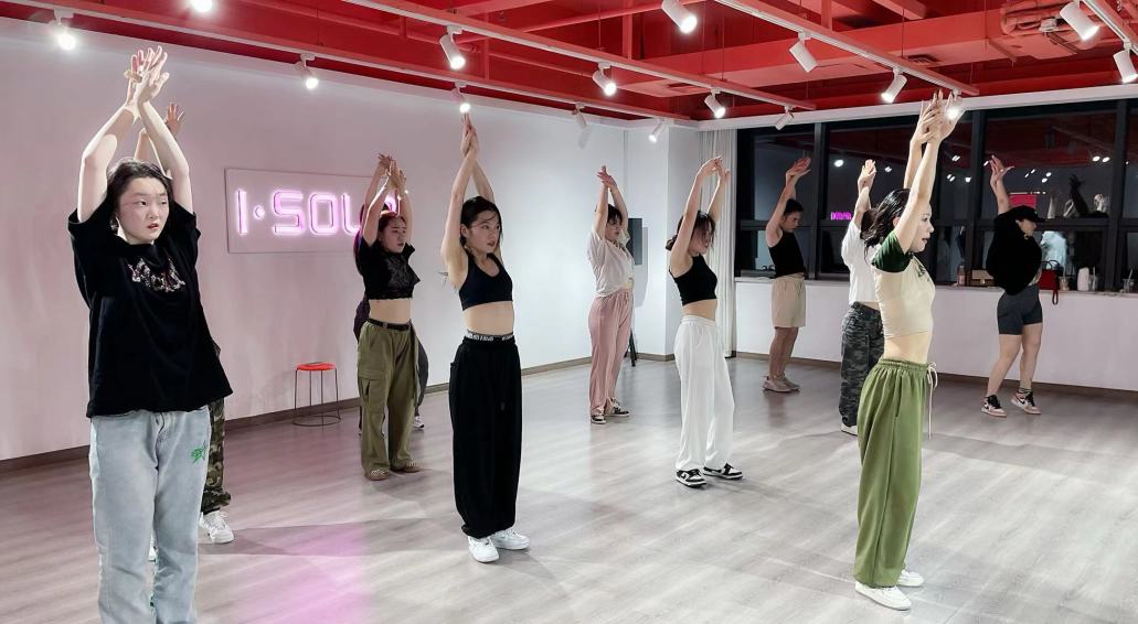 学舞蹈怎样进步得快,学舞蹈怎么才能快速学会