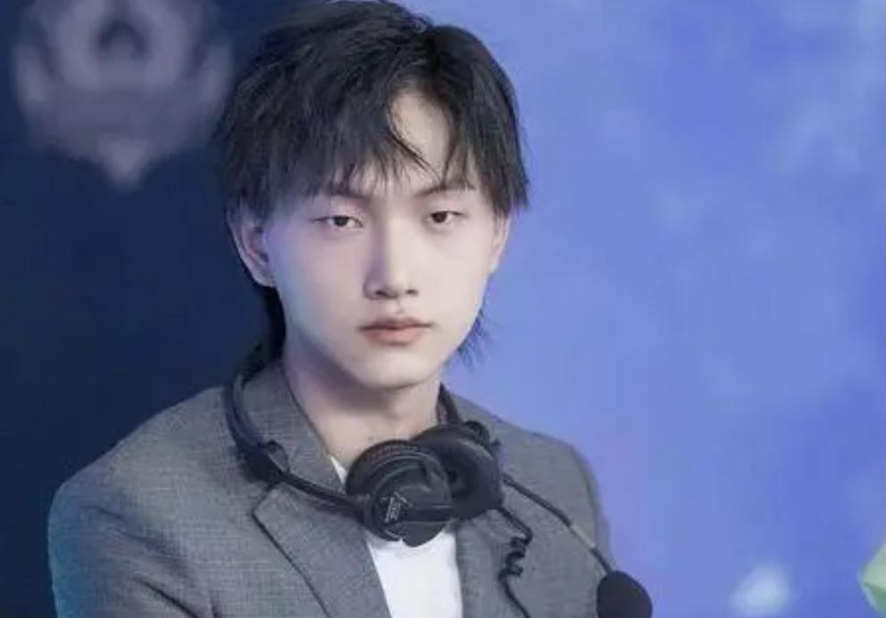 休赛期狼队霸占巅峰榜,巅峰前10狼队