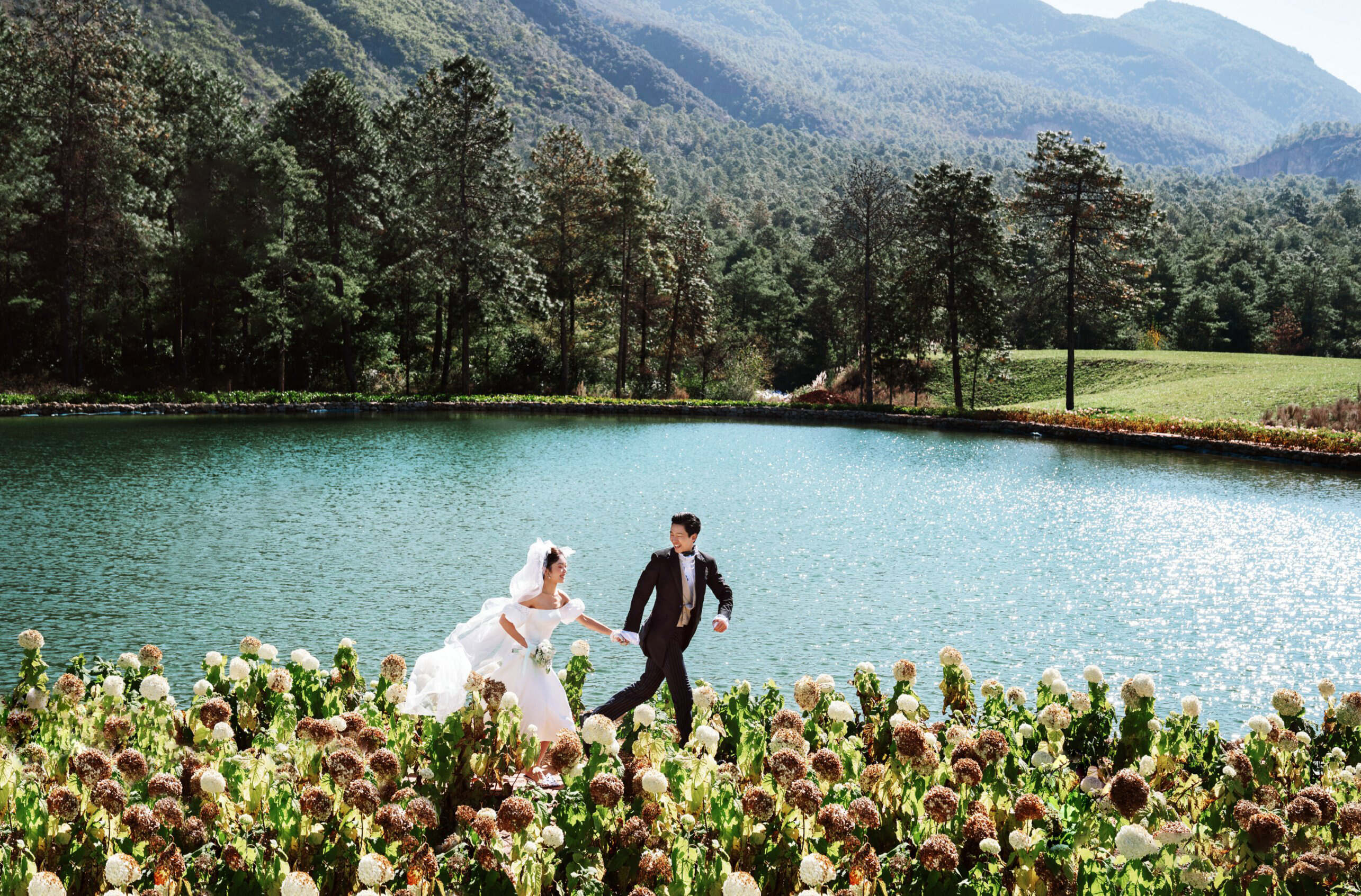 三亚大理拍摄婚纱摄影注意事项,大理洱海遇见菲林时尚婚纱照攻略