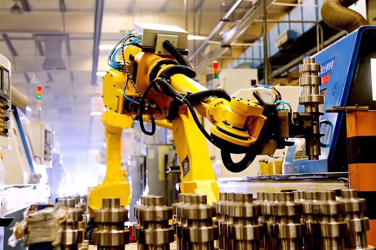 他，22岁研究变速箱，38年不断革新，如今已连续16年销量世界第一