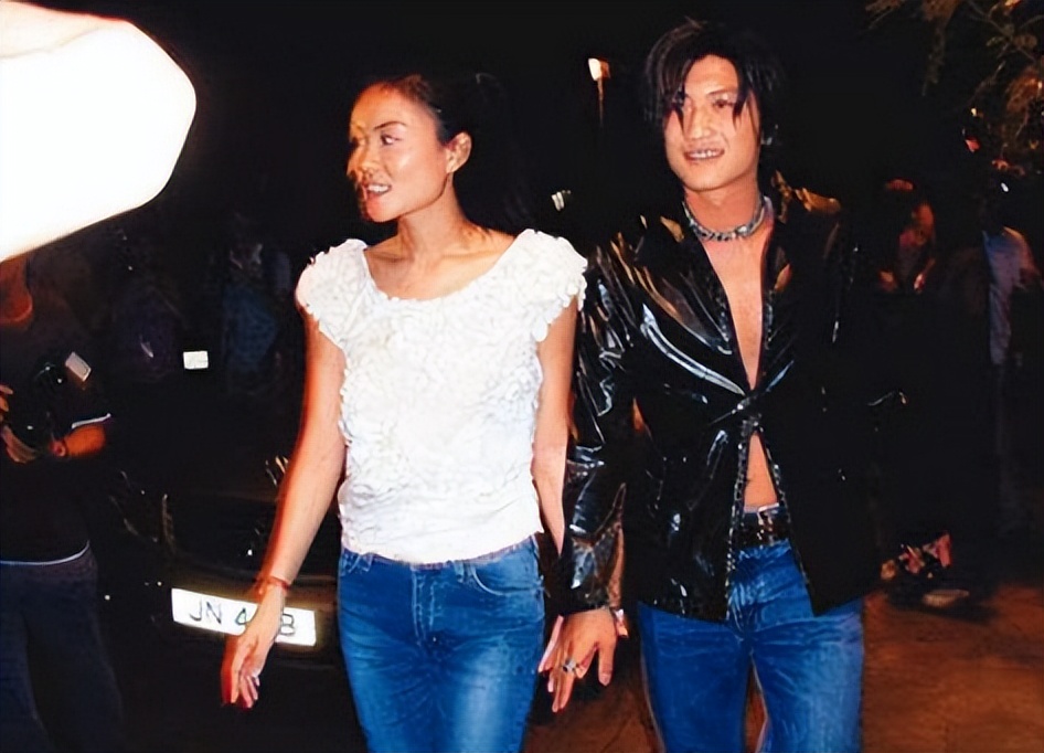 王菲是如何和窦唯走在一起的,王菲和窦唯现在的情史