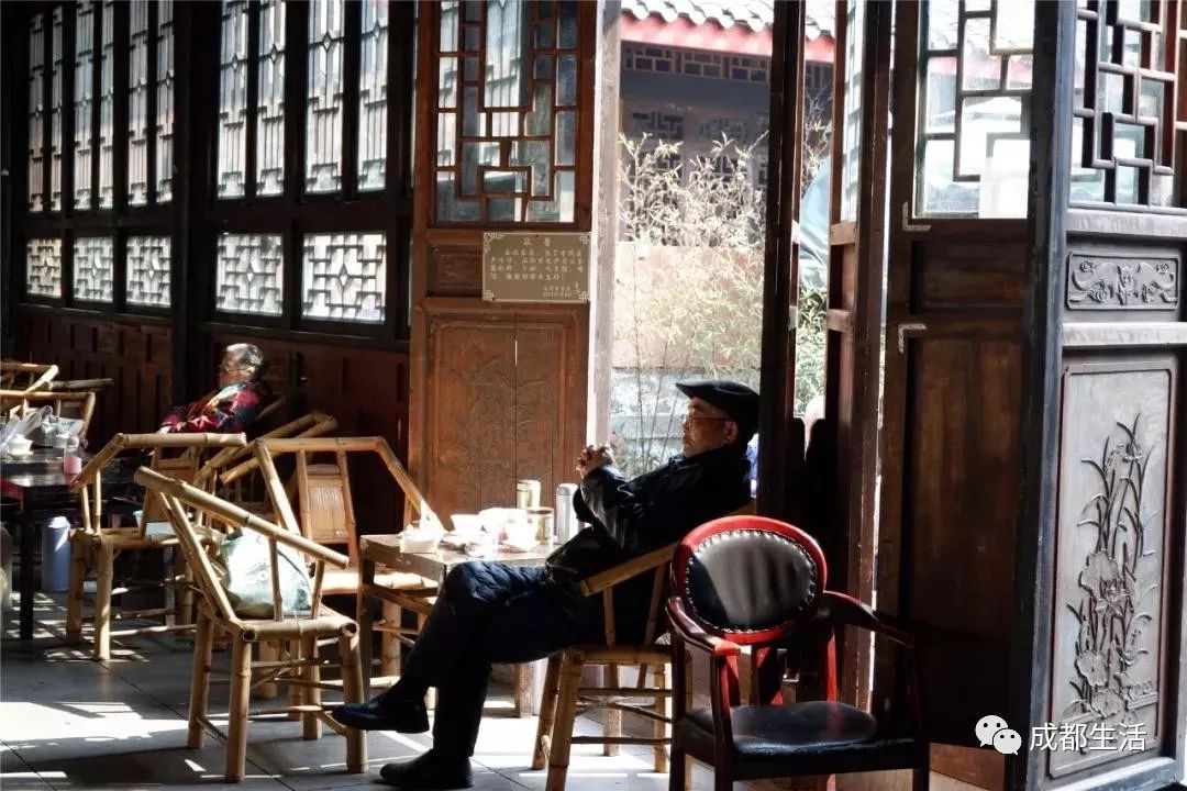 最详细成都旅游攻略,三天成都旅游全攻略