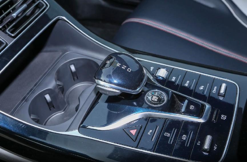 15万买大空间轿车首选这三款,25万预算选什么车看这三款就够了