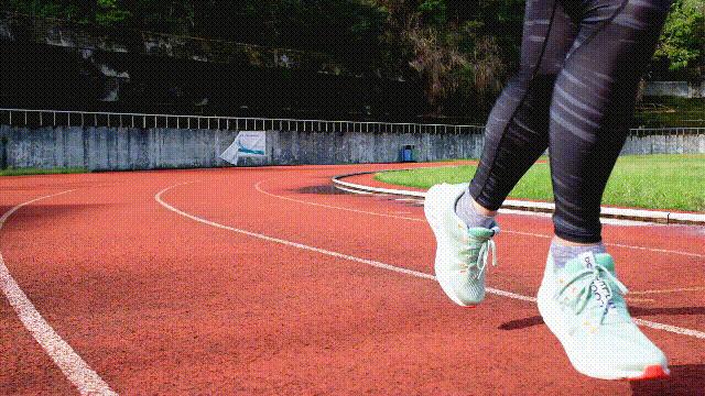 昂跑全新一代cloudsurfer跑鞋,昂跑cloudaway跑鞋评测