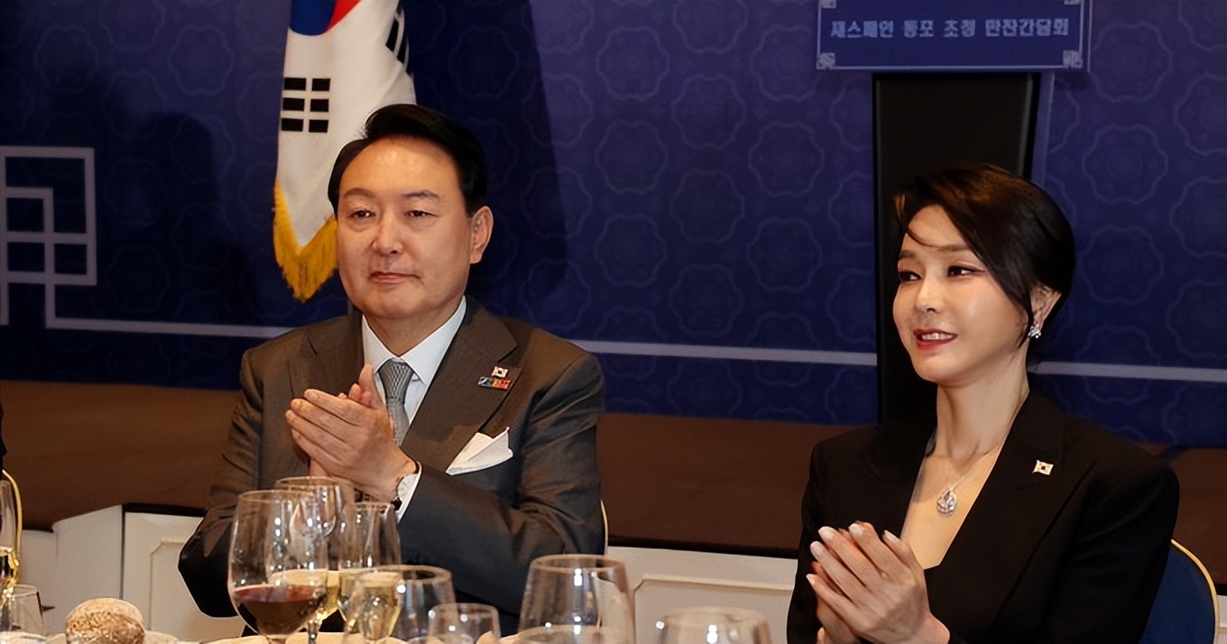 韩国第一夫人戴首饰,韩国第一夫人有多高