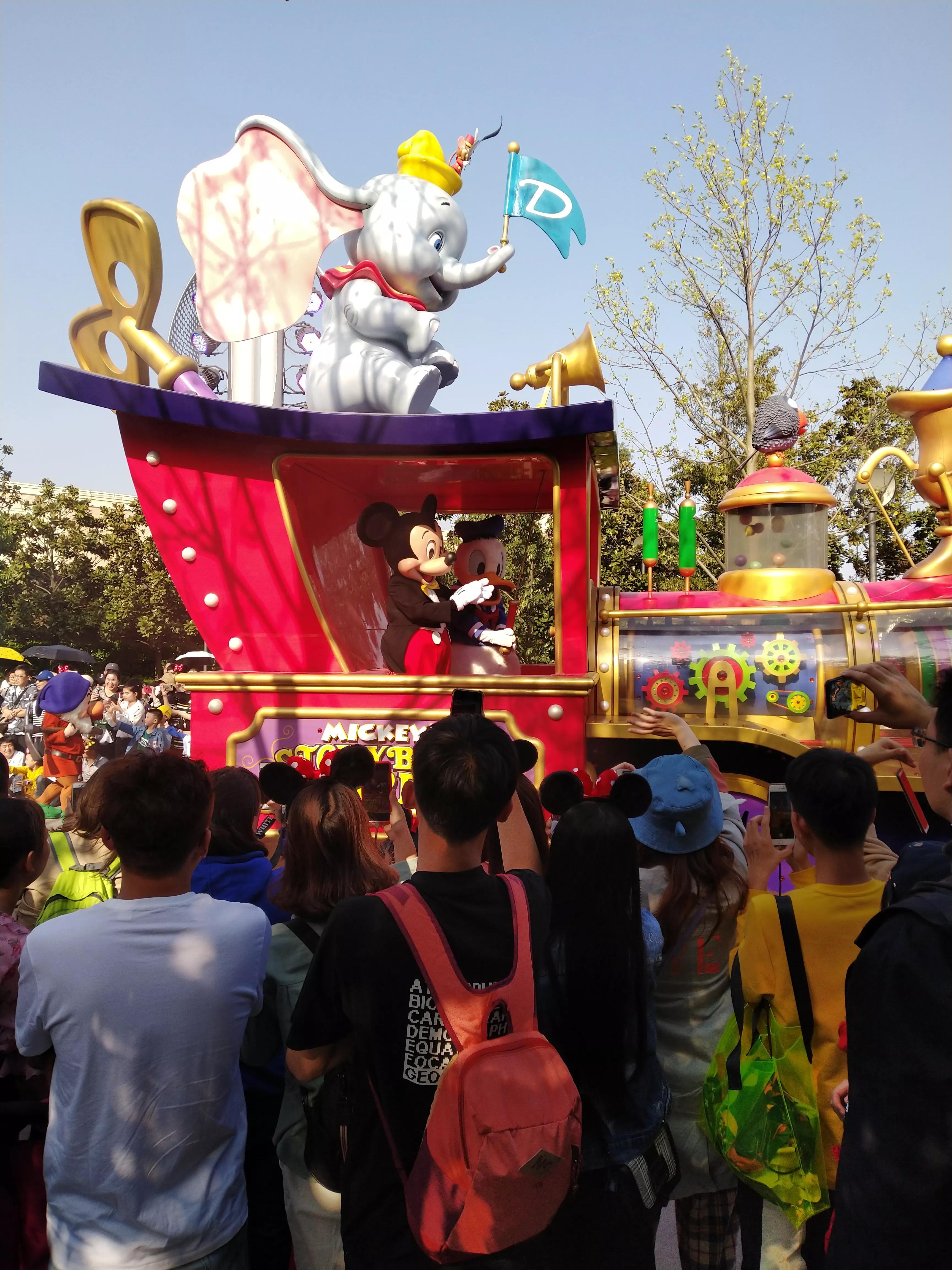 每个大人都曾经是孩子吗,每个大人曾经都是小孩儿