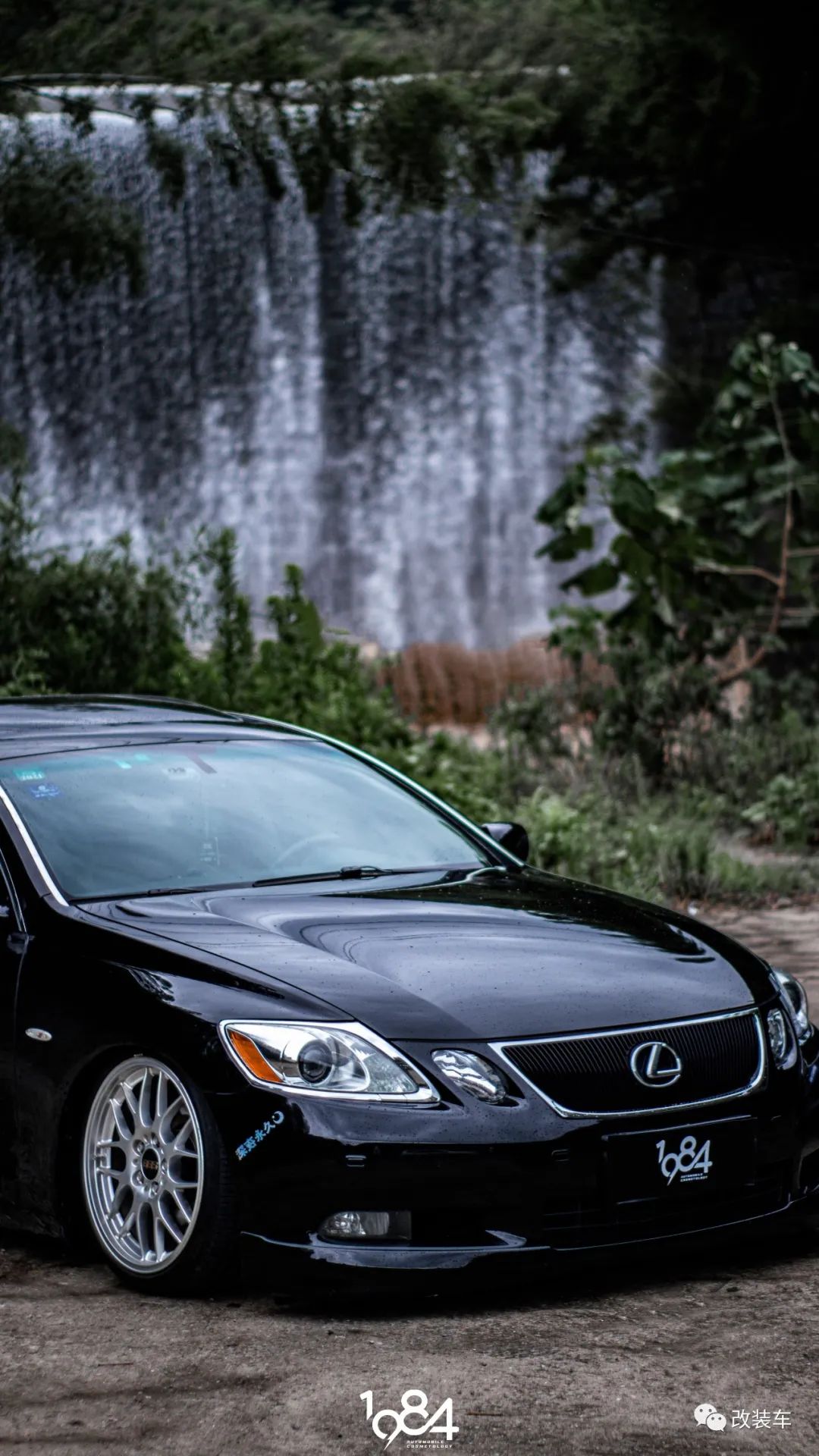 雷克萨斯gs300亮黑改装案例,本田思域适合刚毕业开吗
