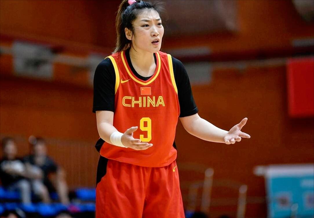 李梦被姚明任命女篮队长了吗,姚明点评女篮李梦给出官方建议