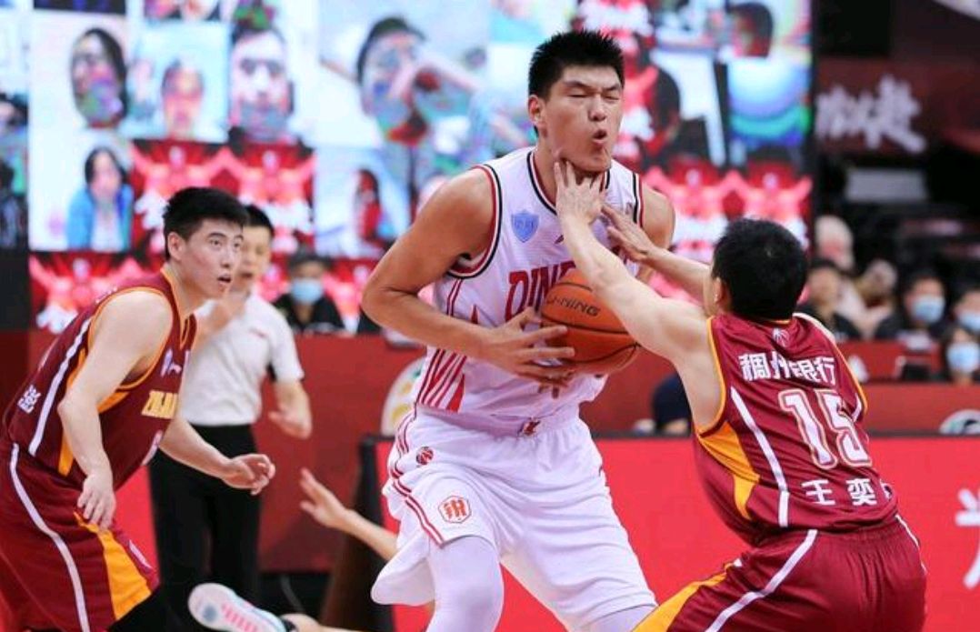 郭少vs周琦视频,cba周琦王少杰