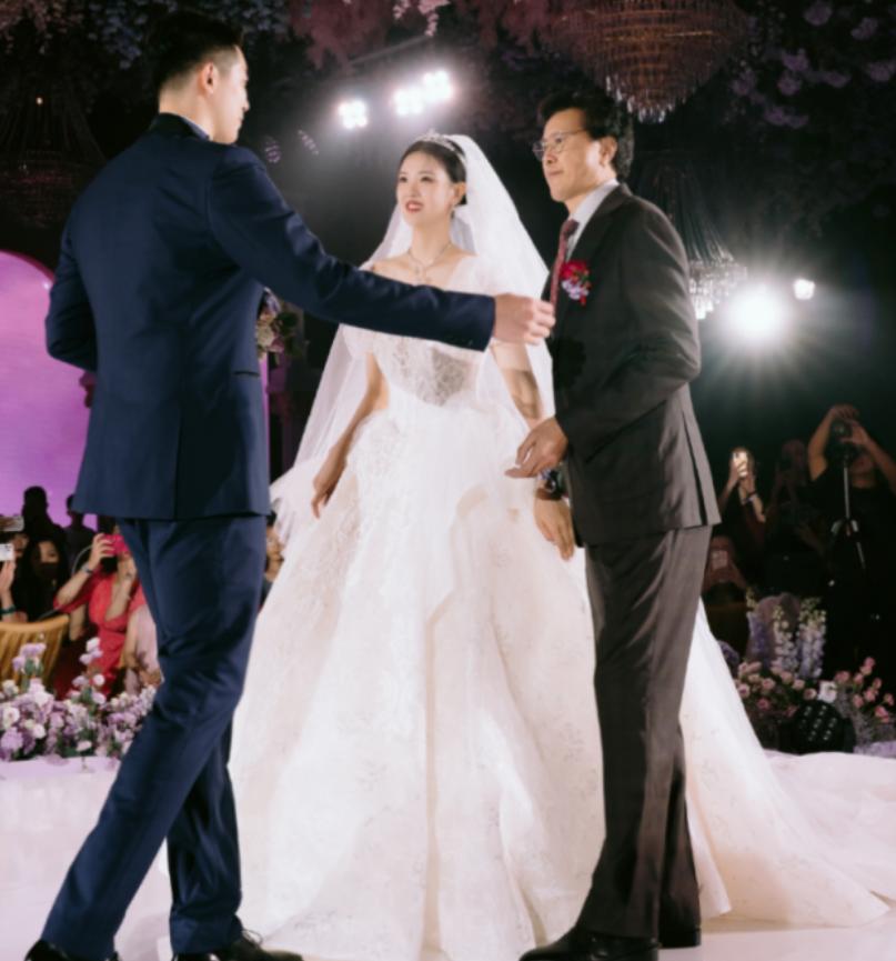 女排张常宁宣布婚期,女排张常宁婚姻近况