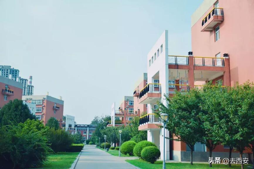 西安最美的大学欧亚学院,知名学府欧亚学院