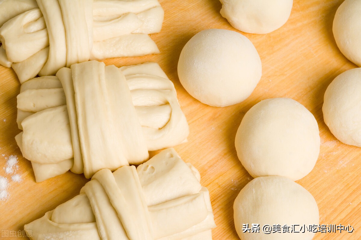 蒸馒头会出现死面疙瘩,蒸车蒸馒头出现塌皮和死面啥原因