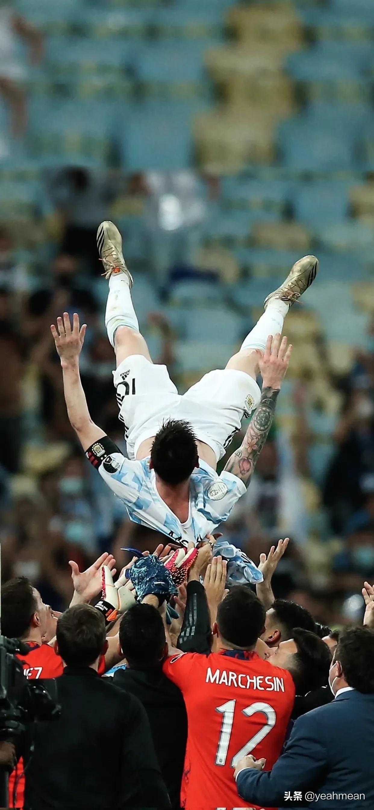 梅罗上一次得金球奖,终结梅罗连续十年金球奖的男人