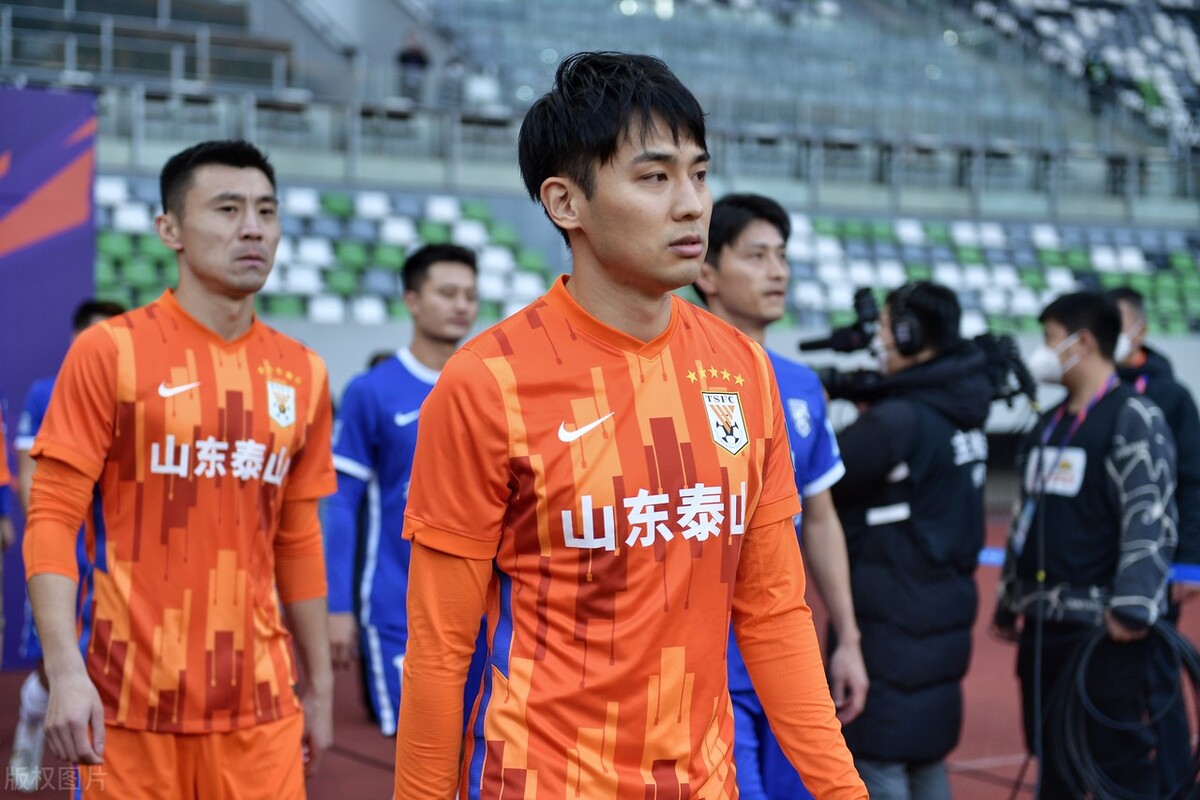 中国足球运动员年龄造假怎么处罚,中国足协：一球员姓名造假