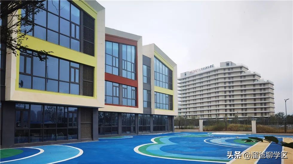 乘着大运会这缕“东风”，应该没有谁比东安湖还快