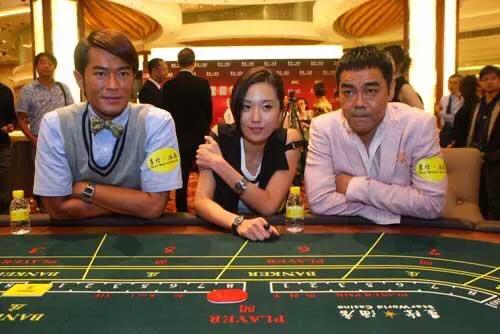 中美娱乐之都，澳门与拉斯维加斯，美女富豪云集，澳门还需努力