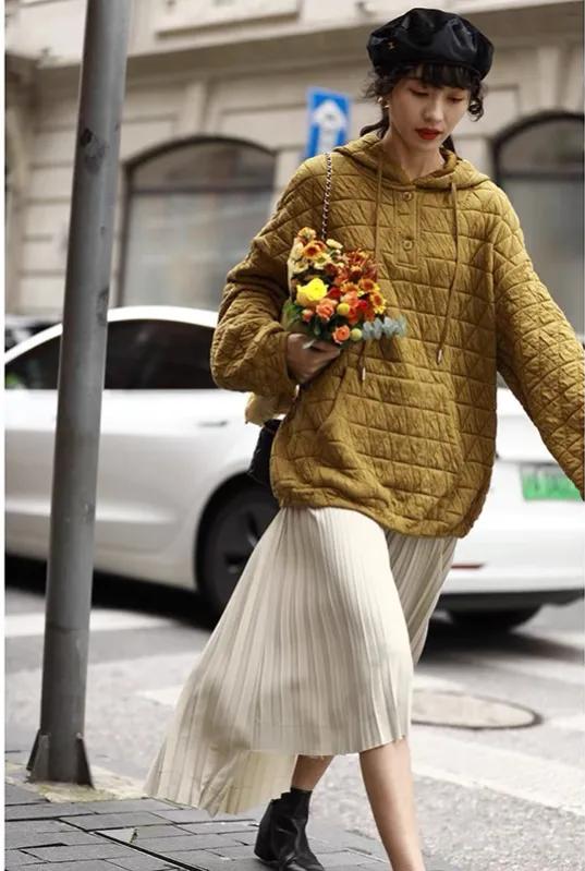 百褶裙怎样搭配最漂亮,百褶裙怎样搭配减龄又好看