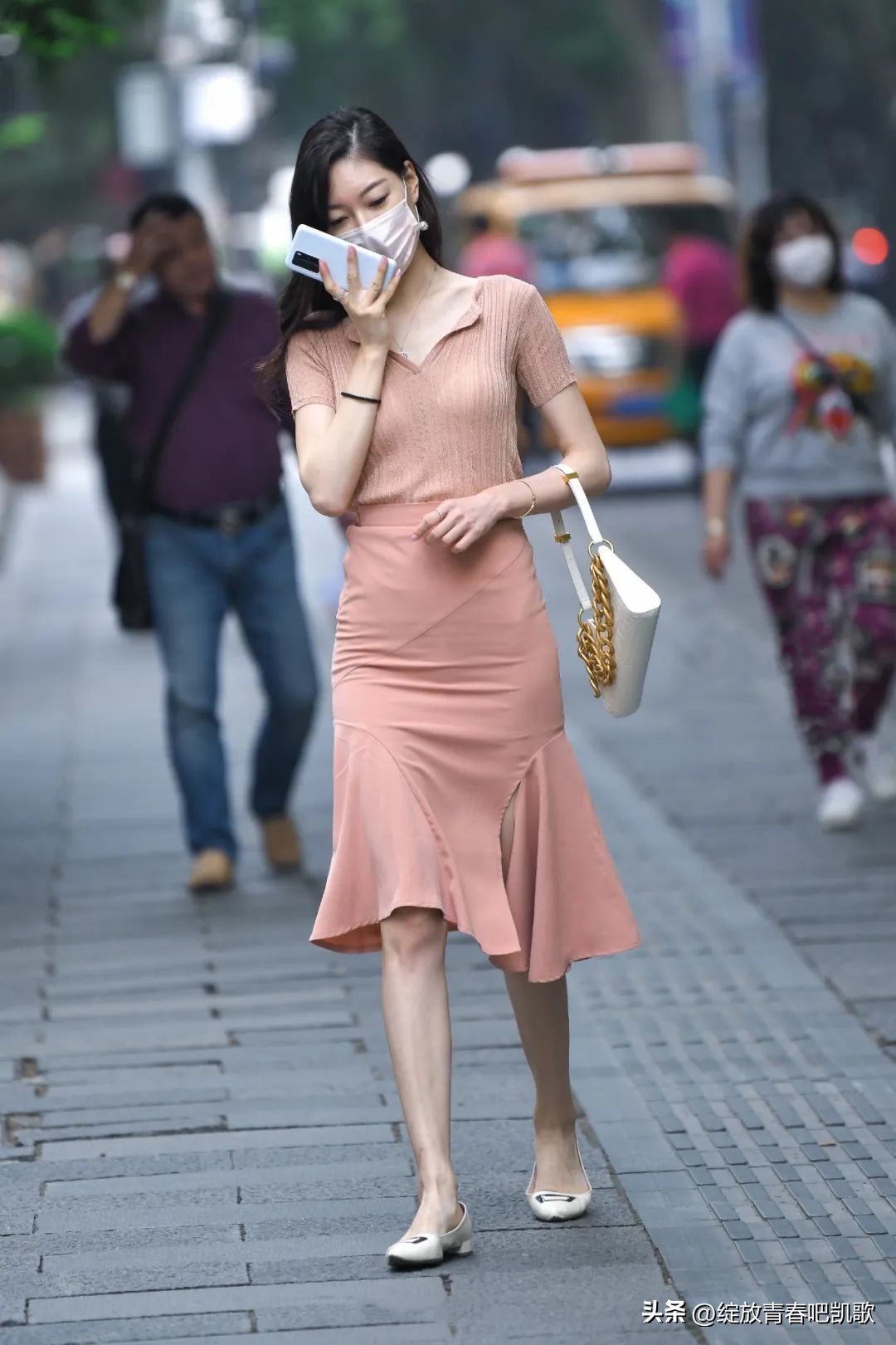 舒适养眼休闲的时髦穿搭轻松驾驭,温柔又简约的穿搭时髦有质感