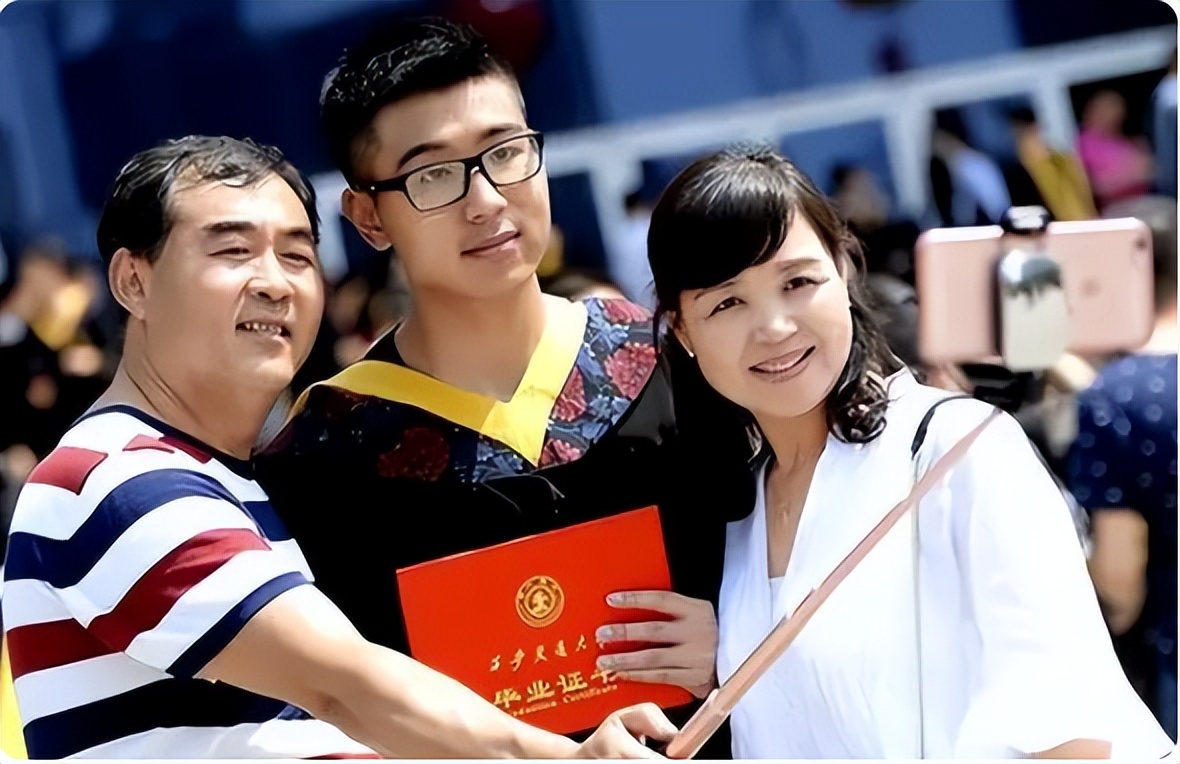 父母给自己起的奇葩外号,父母取的奇葩外号