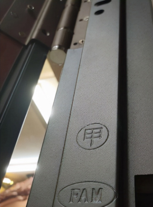 装修门内部材料是什么,装修主材门