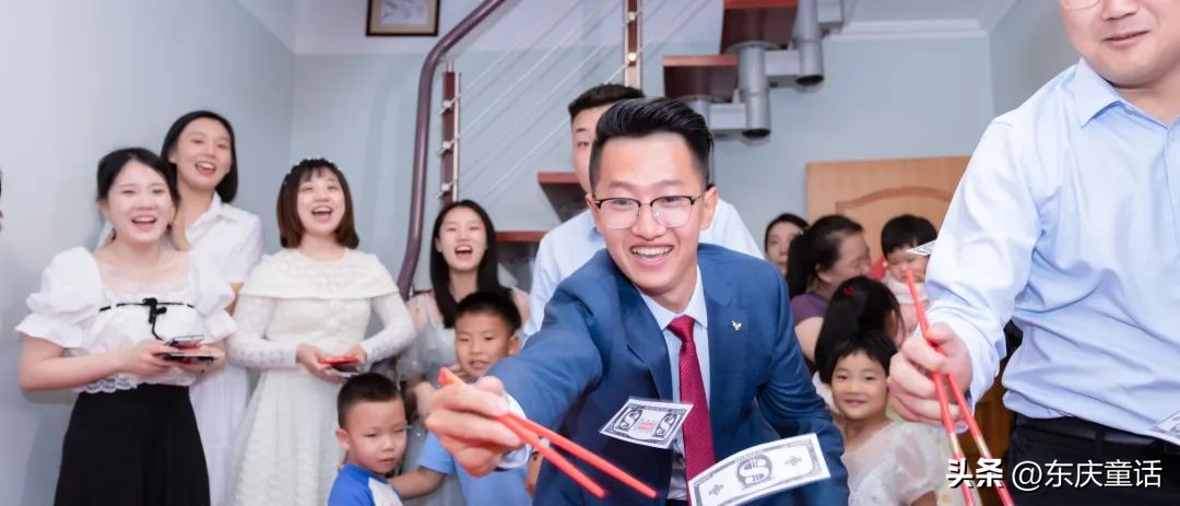 结婚玩什么接亲游戏好一点,婚礼接亲流程游戏