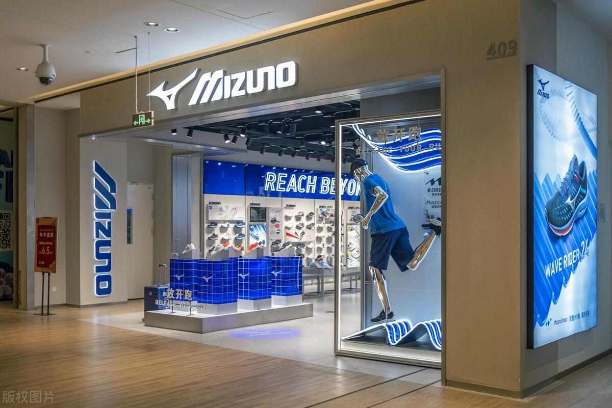 跑鞋品牌什么跑鞋最好穿,跑鞋品牌最好的鞋都是哪些