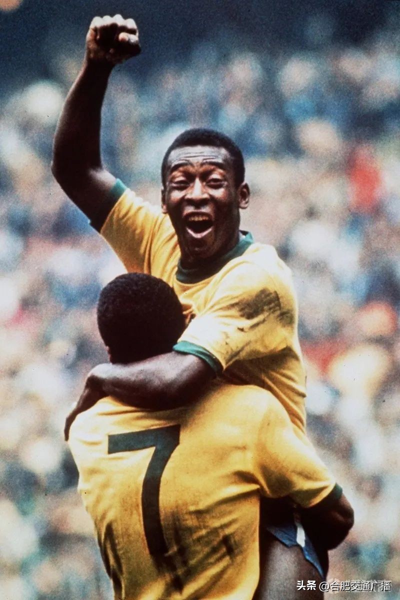 球王贝利去世终年82岁一路走好,球王贝利逝世终年82岁