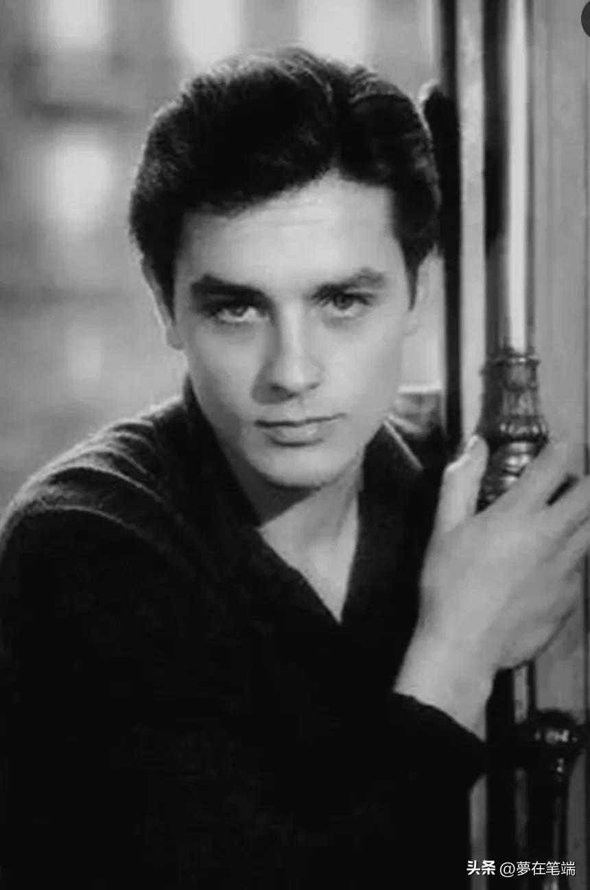 阿兰德龙和莫妮卡贝鲁奇广告,阿兰德龙和莫妮卡贝鲁奇什么关系