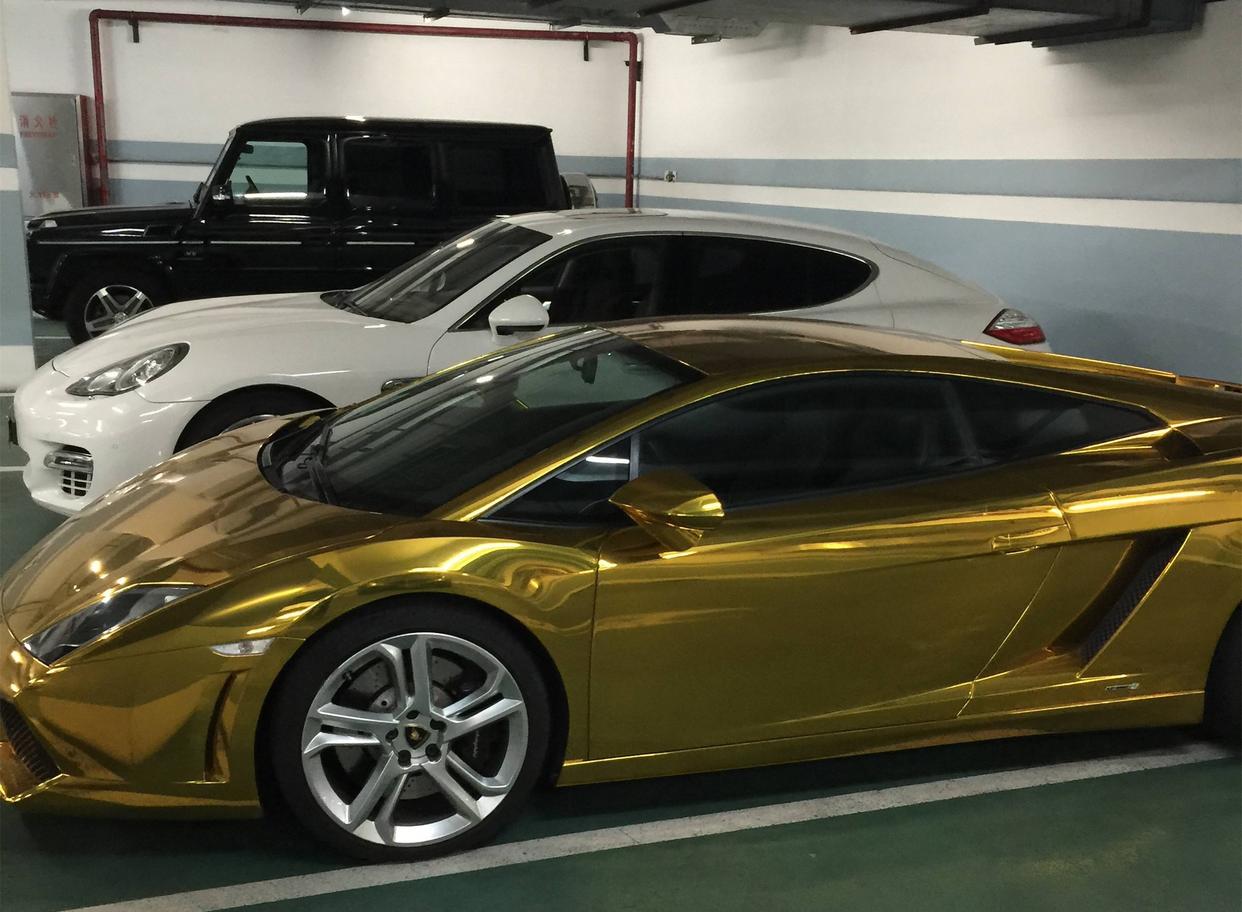 停车场落灰的豪车能开走吗,车库落灰的车可以开走吗