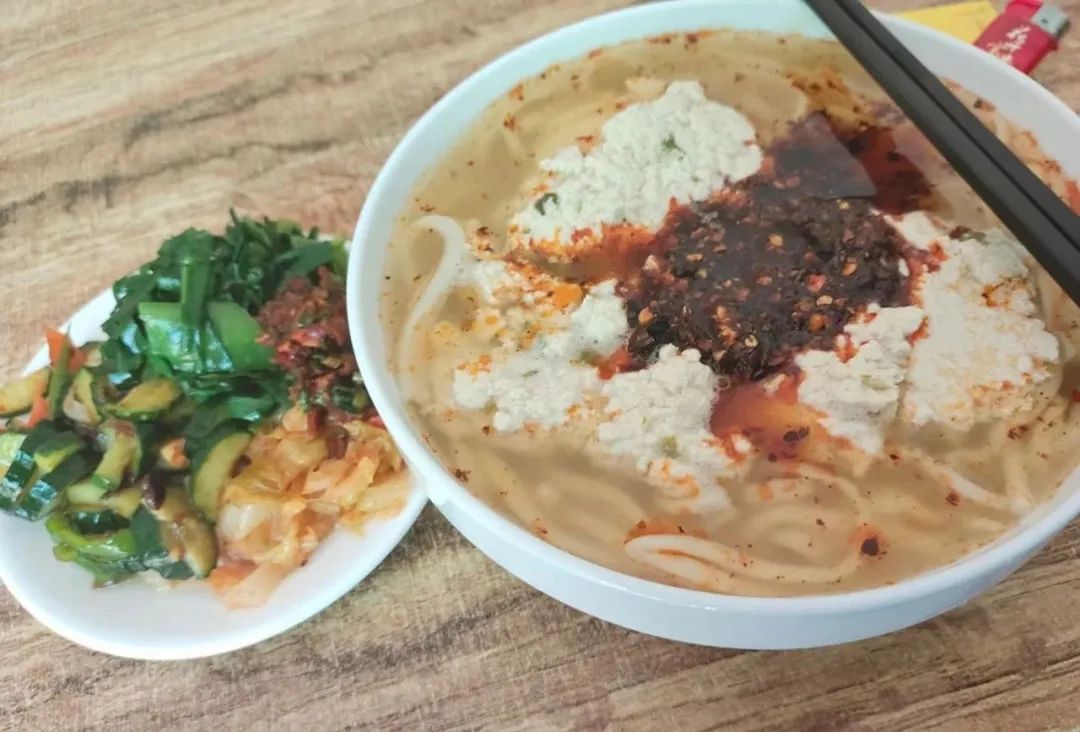 夏天来一碗太过瘾,夏天来一碗啥面比较舒服