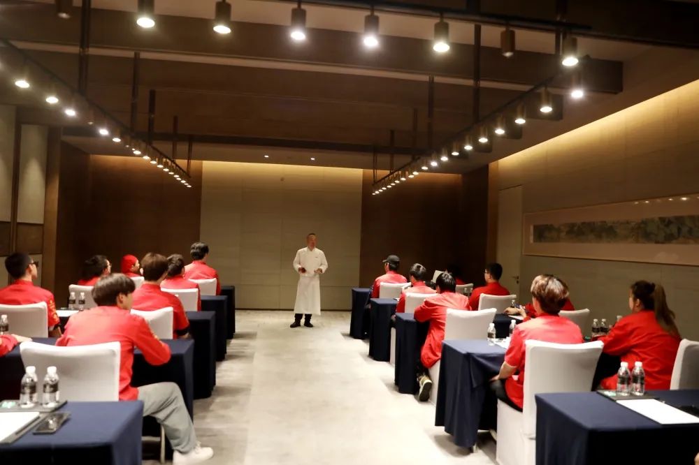 上海佘山世茂深坑洲际酒店的机遇,佘山洲际世茂深坑酒店附近景点