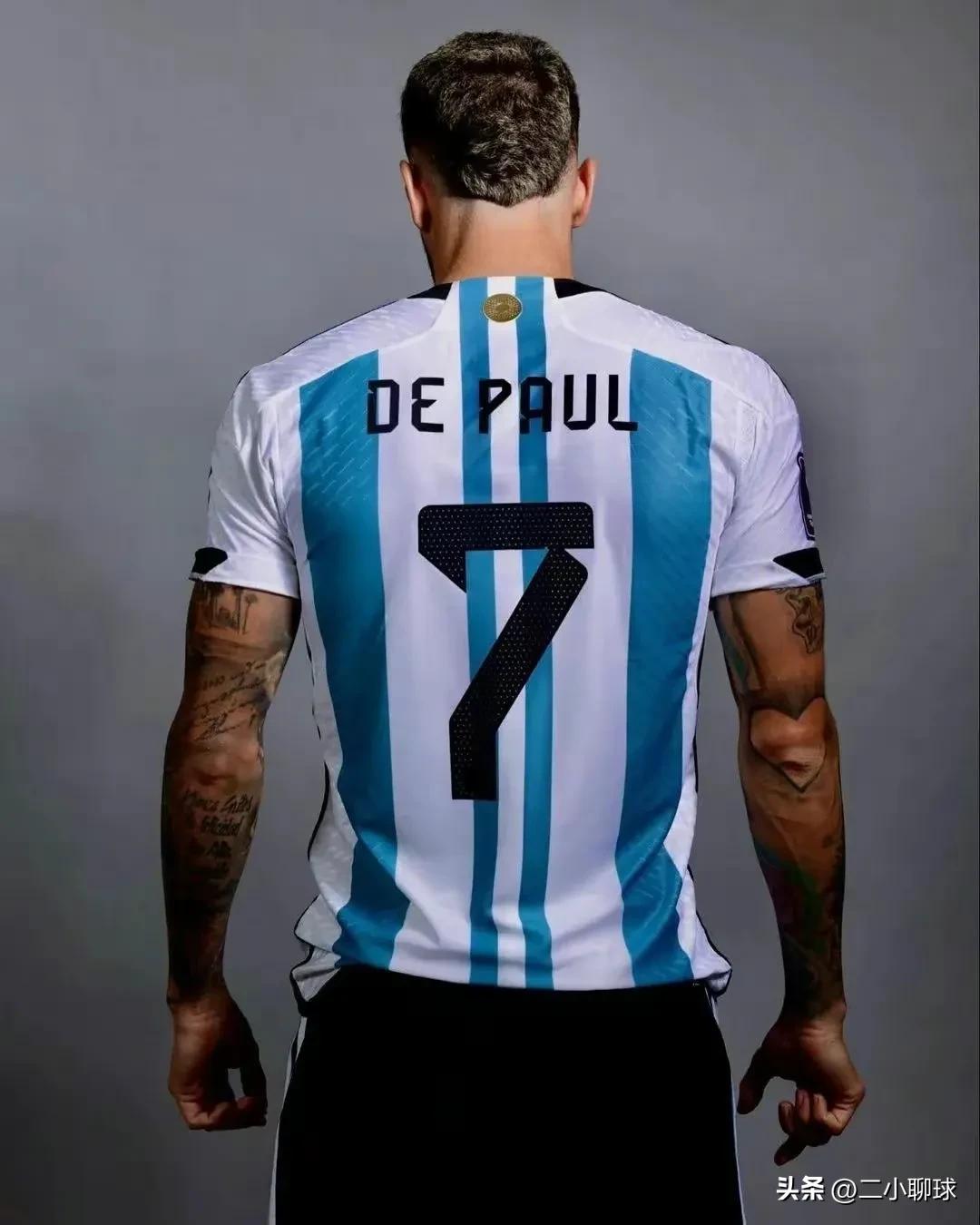 四个专家对梅西的评价,专家评论梅西的人球合一