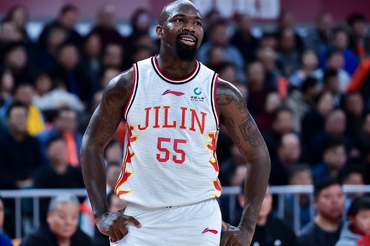 广厦琼斯加盟吉林,广厦王博首秀