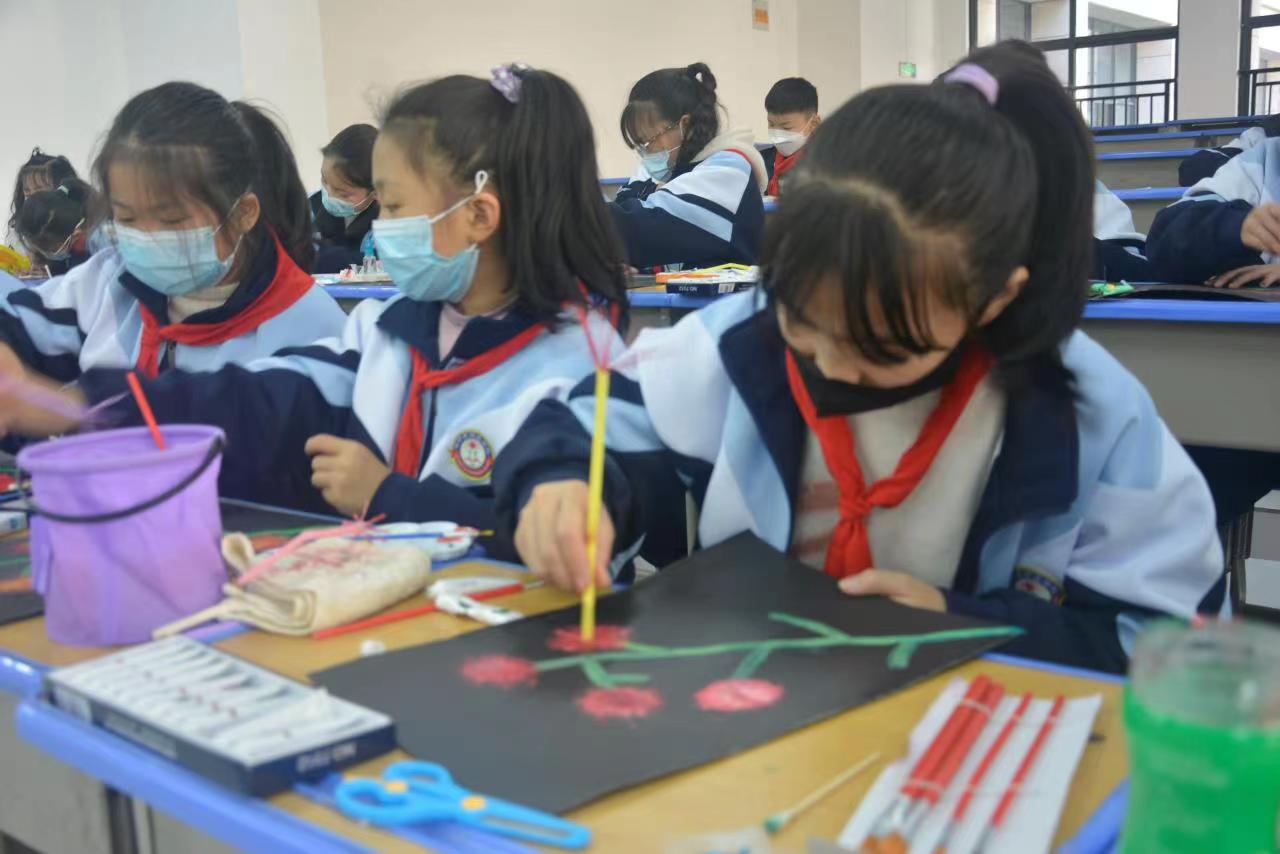 临颍县邢庄学校咋样,临颍县邢庄学校新校区