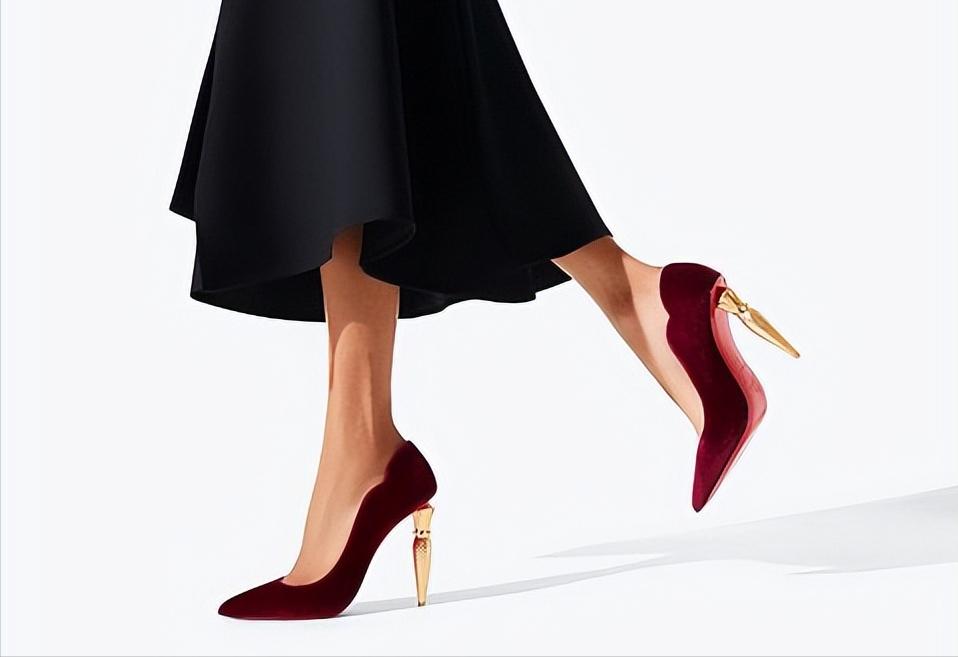 cl萝卜丁高跟鞋贵吗,cl萝卜丁口红和高跟鞋